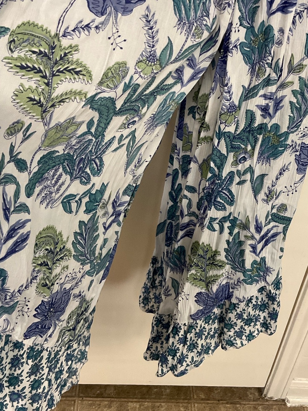 Angie Floral Romper - Picture 3 of 5